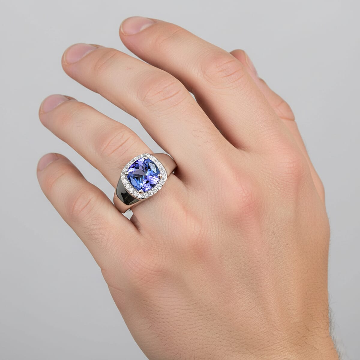 Luxoro Premium Peacock Tanzanite and Diamond I2 2.65 ctw Art Deco Men's Ring in 10K White Gold (Size 10.0) 5.30 Grams image number 2
