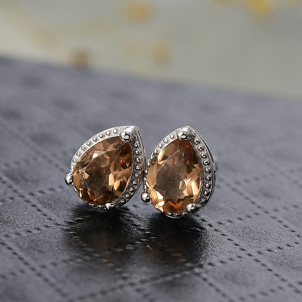 Doorbuster D'Joy Autumn Alexite 1.30 ctw Earrings in Platinum Over Sterling Silver image number 1