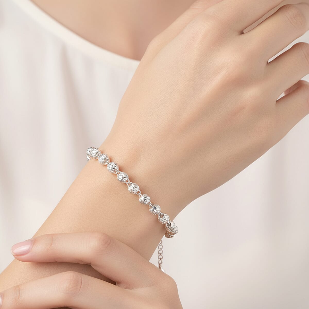 Doorbuster Beaded Chain Bracelet in Rhapsody 950 Platinum (6.50-8.0In) 6.4 Grams image number 2