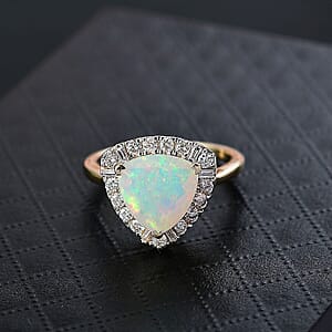  Certified & Appraised AAA Ethiopian Welo Opal and Luxuriant Diamond G-H SI 2.50 ctw Ring in 10K Yellow Gold (Size 6.0)
