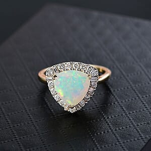  Certified & Appraised AAA Ethiopian Welo Opal and Luxuriant Diamond G-H SI 2.50 ctw Ring in 10K Yellow Gold (Size 7.0)