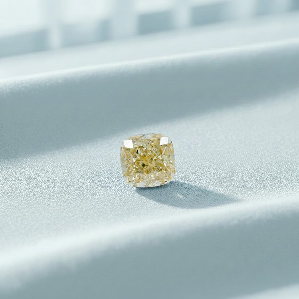IGI Certified Luxuriant Lab Grown Yellow Diamond (VS2) (Sqr Cush) 1.00 ctw image number 1