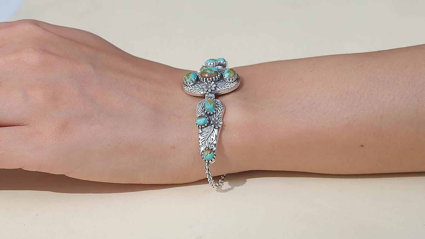 D'Joy Artisan Crafted Premium Royston Turquoise 7.50 ctw Bracelet in Black Oxidised Sterling Silver (6.50-8.0In)