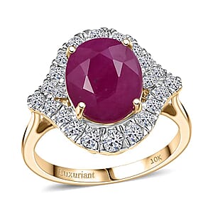 Doorbuster Certified & Appraised AAA Montepuez Ruby and Luxuriant Diamond G-H SI 6.15 ctw Timeless Empress Ring in 10K Yellow Gold (Size 7.0)