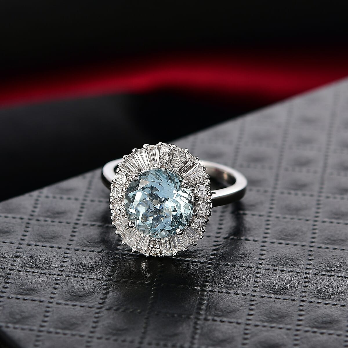 Doorbuster Certified & Appraised AAA Mangoro Aquamarine and Luxuriant Diamond G-H SI 3.00 ctw Ring in 10K White Gold (Size 10.0) image number 1