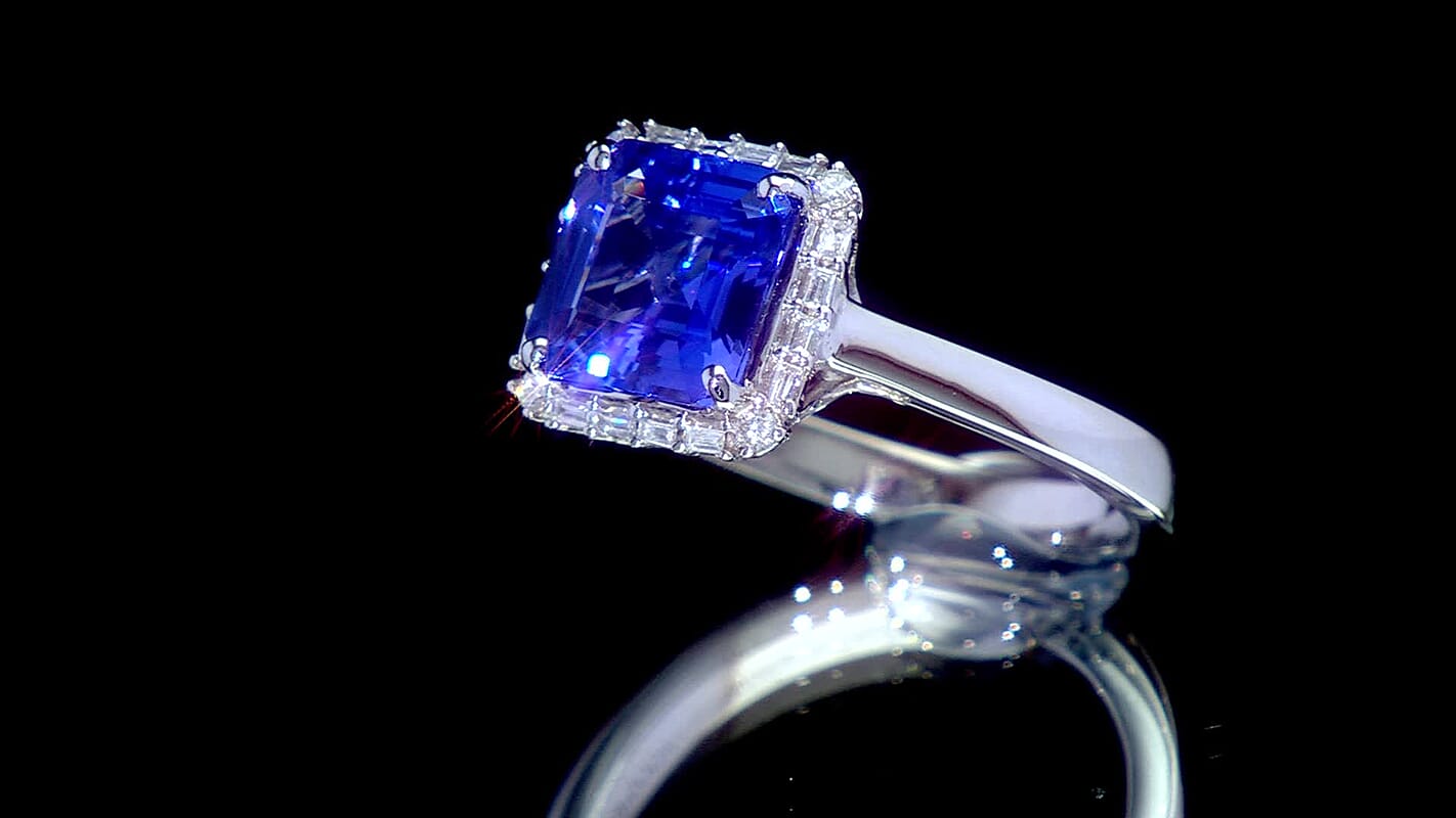 Certified & Appraised Rhapsody 950 Platinum AAAA Tanzanite, Diamond (E-F, VS) Ring (Size 6.0) (6 g) 2.30 ctw