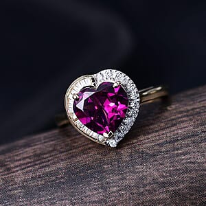 Certified & Appraised Luxoro AAA Radiant Ember Garnet, Diamond Heart Ring in 10K Yellow Gold 3.00 ctw (Size 7.0)