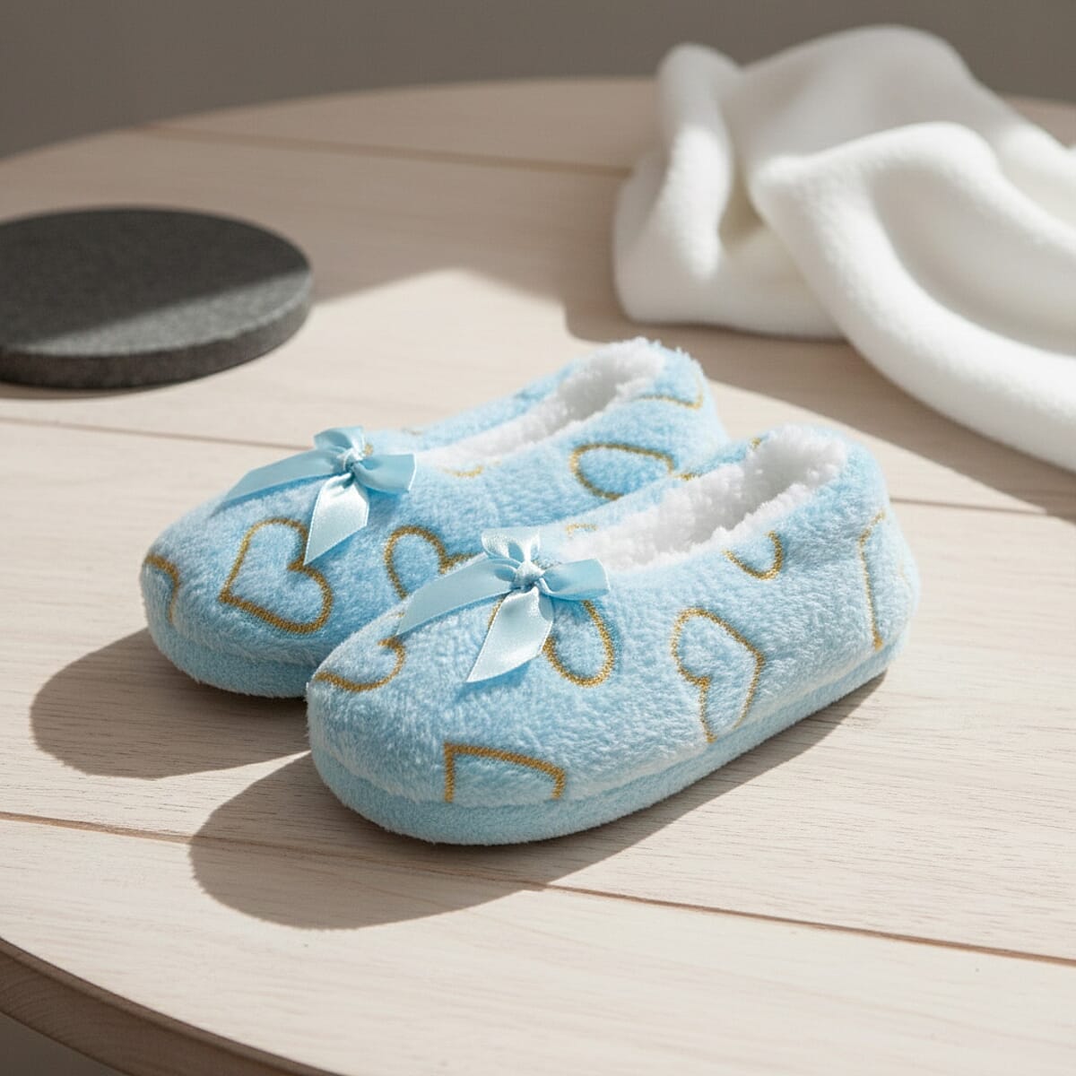 Mossimo Blue Heart Slippers with Grippers - S/M image number 1