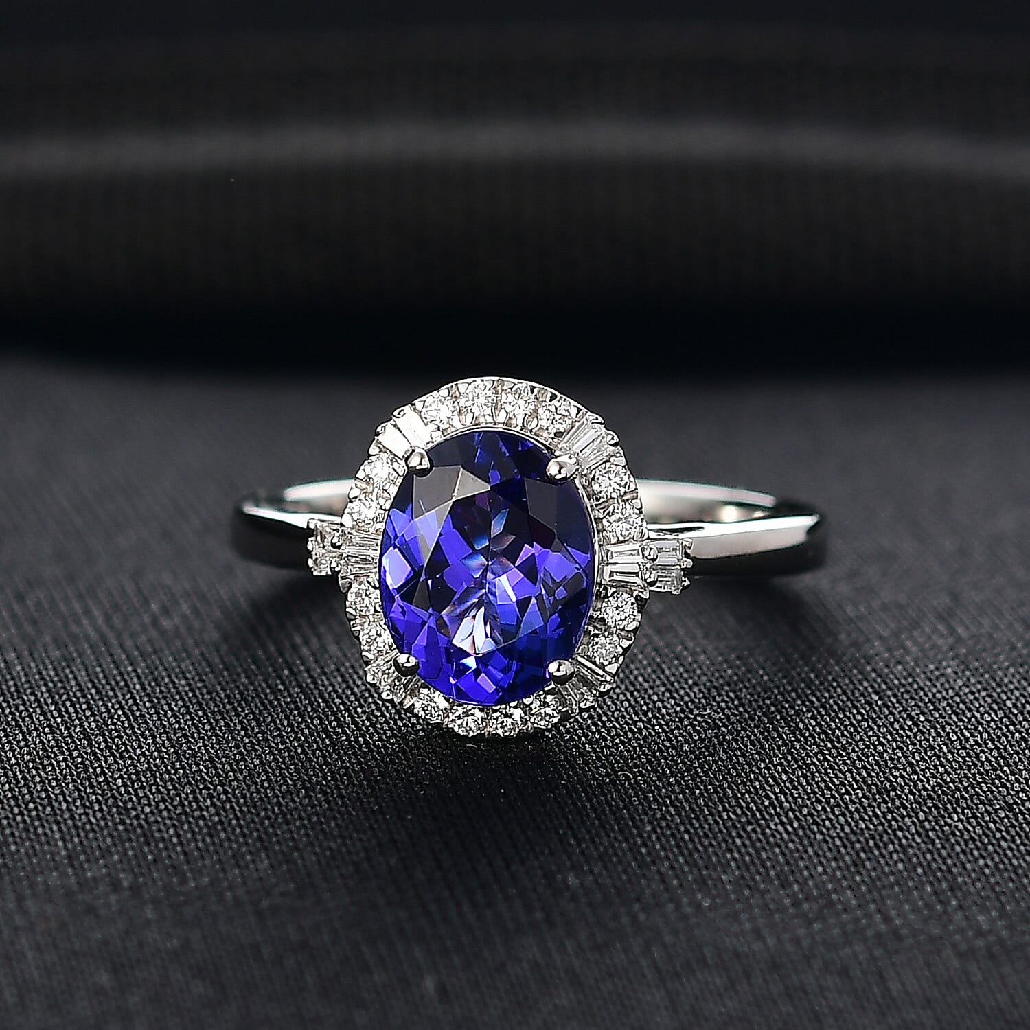  Certified & Appraised Rhapsody AAAA Tanzanite and E-F VS Diamond 3.00 ctw Ring in 950 Platinum (Size 6.0) 5.50 Grams