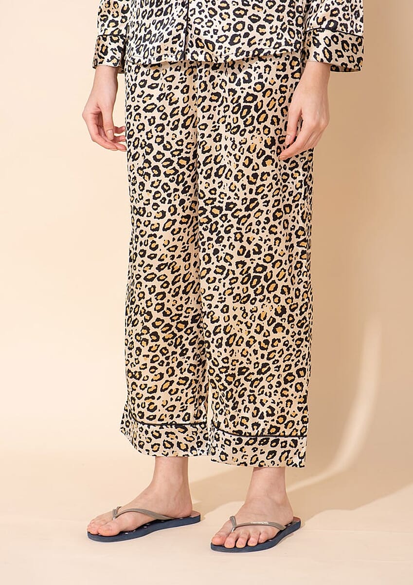 Tamsy Beige Leopard 100% Polyester Nightwear Set - L image number 4