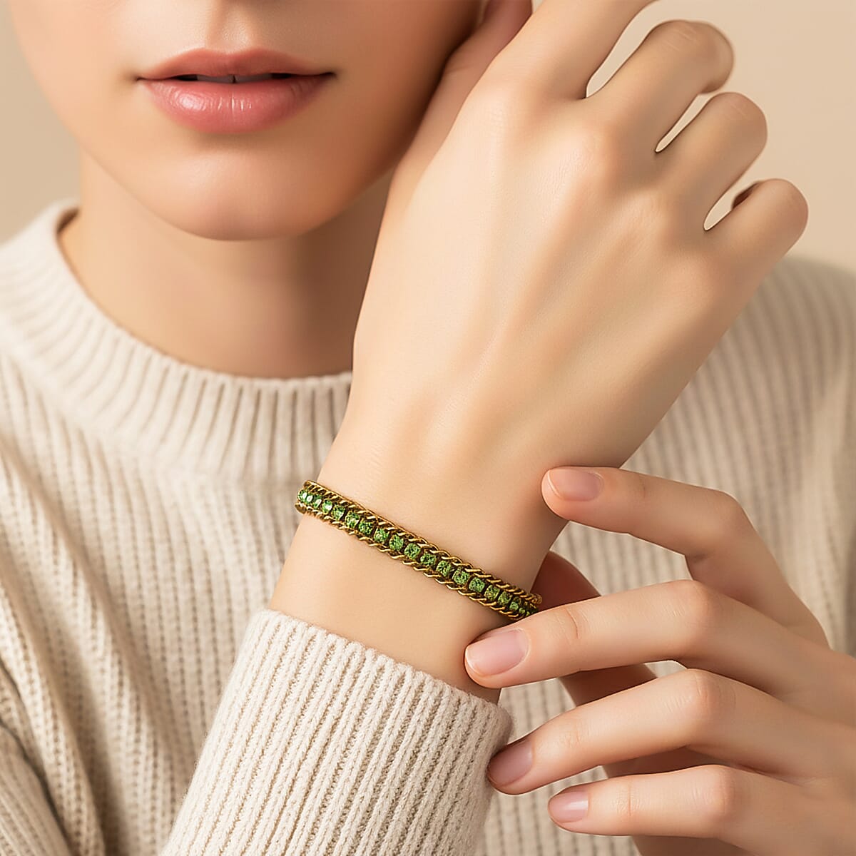 Green Austrian Crystal Bracelet in ION Plated YG Stainless Steel (7.50 In) image number 2