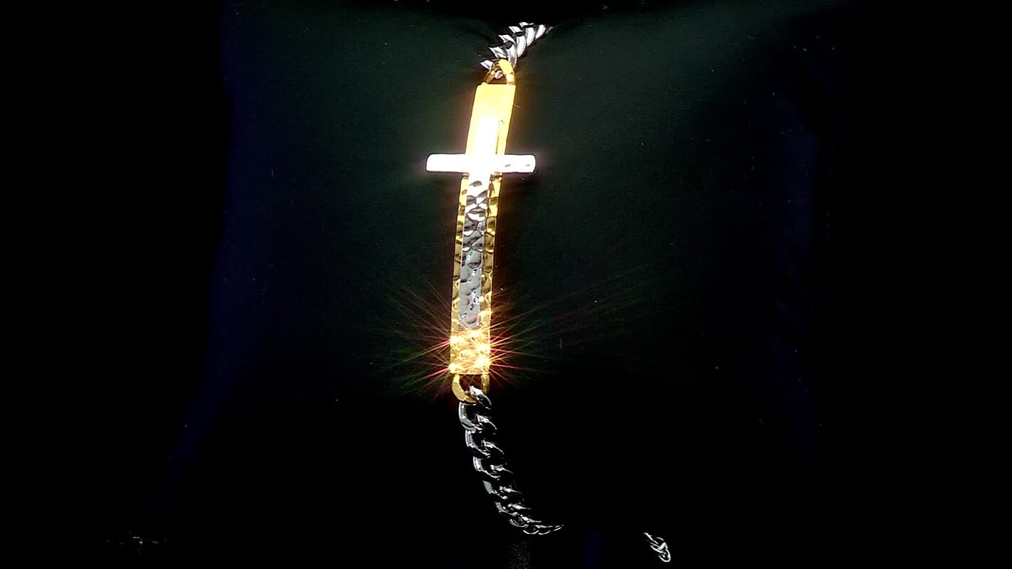 Hammered Cross Bracelet in ION Plated YG Stainless Steel (7.50-9.0In)