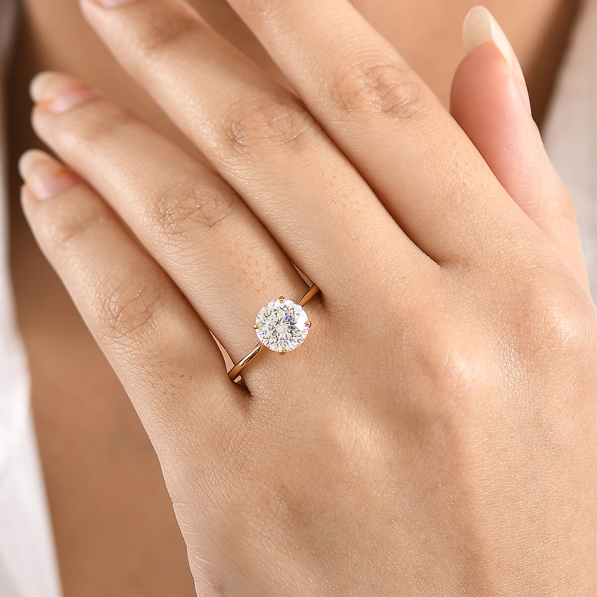 D'Joy 129 Facet Strontium Titanate 3.00 ctw Classic Solitaire Ring in 18K Vermeil Yellow Gold Over Sterling Silver (Size 8.0) image number 2