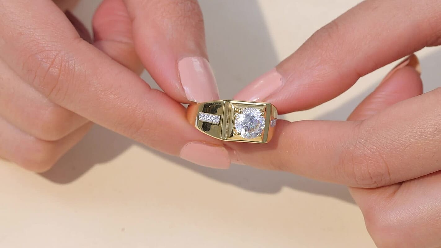 D'Joy Strontium Titanate, Moissanite Men's Ring in 18K Vermeil YG Over Sterling Silver (Size 10.0) 3.10 ctw