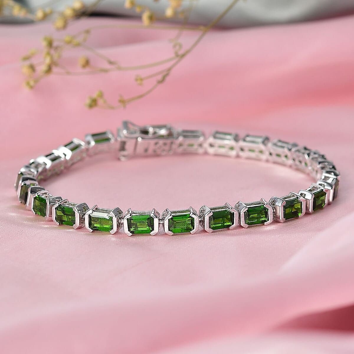 Doorbuster D'Joy Chrome Diopside 13.25 ctw Embers of Elegance Bracelet in Rhodium Over Sterling Silver (7.25 In) (Del. in 5-7 Days) image number 1