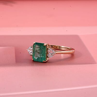 AAA Zambian Emerald, Lab Grown Diamond Ring in 14K Yellow Gold 3.10 ctw (Size 11.0)