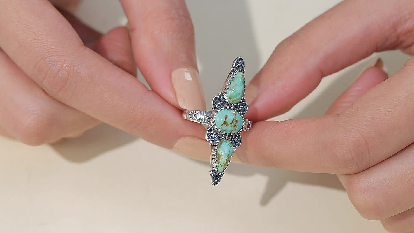 D'Joy Artisan Crafted Premium Royston Turquoise Ring in Black Oxidised Sterling Silver (Size 10.0) 4.80 ctw