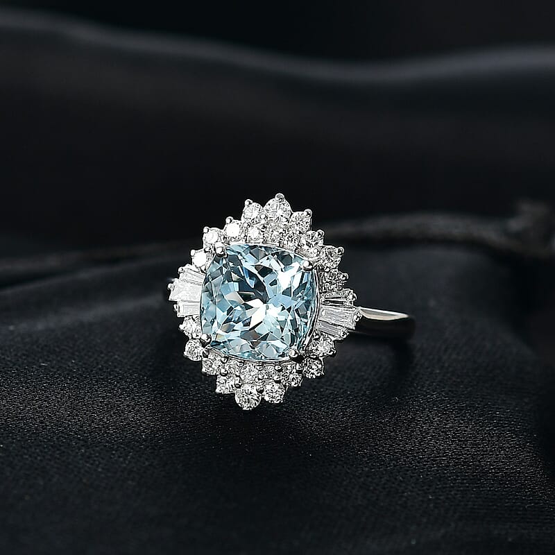 Certified & Appraised AAA Mangoro Aquamarine, Diamond Ballerina Ring in 10K White Gold 3.27 ctw (Size 10.0)