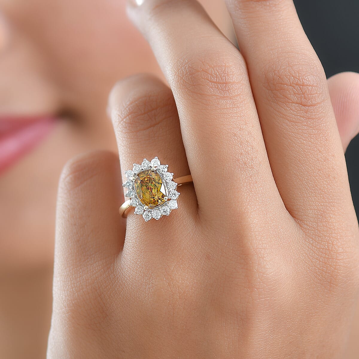 Doorbuster AAA Sava Sphene and Luxuriant Diamond G-H SI 3.20 ctw Ring in 10K Yellow Gold (Size 9.0) image number 2