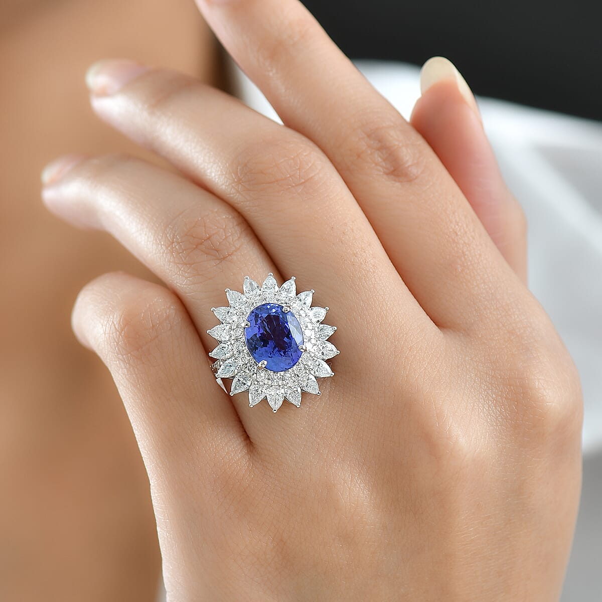 Certified & Appraised AAA Tanzanite, Diamond G-H SI Floral Ring in 10K White Gold 6.36 ctw (Size 6.0) image number 2