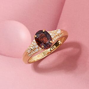 D'Joy Premium Red Zircon and Moissanite 2.30 ctw Flame Oval Ring in 18K Vermeil Yellow Gold Over Sterling Silver (Size 9.0)