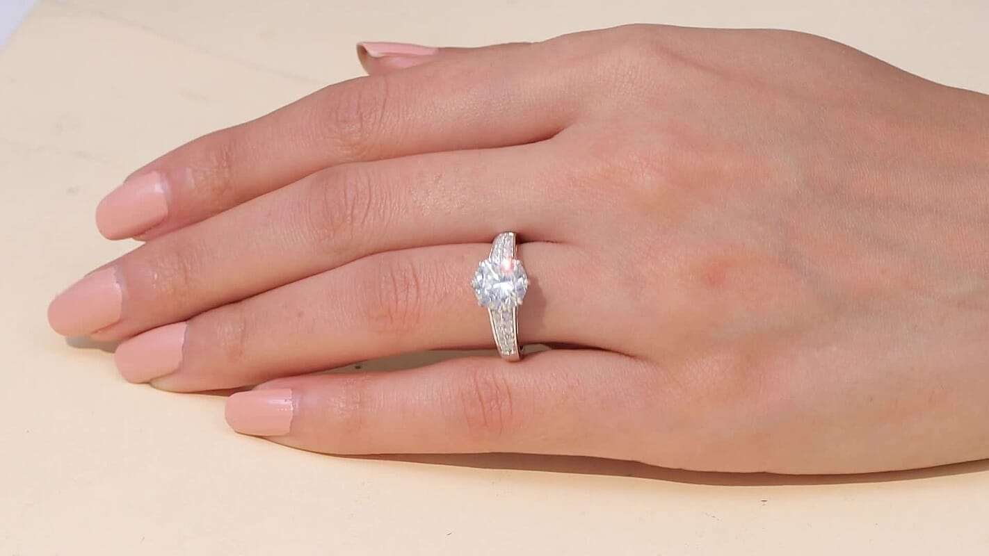 D'Joy Heart & Arrow Cut Strontium Titanate, Moissanite Classic Solitaire Ring in Rhodium Over Sterling Silver (Size 10.0) 4.50 ctw