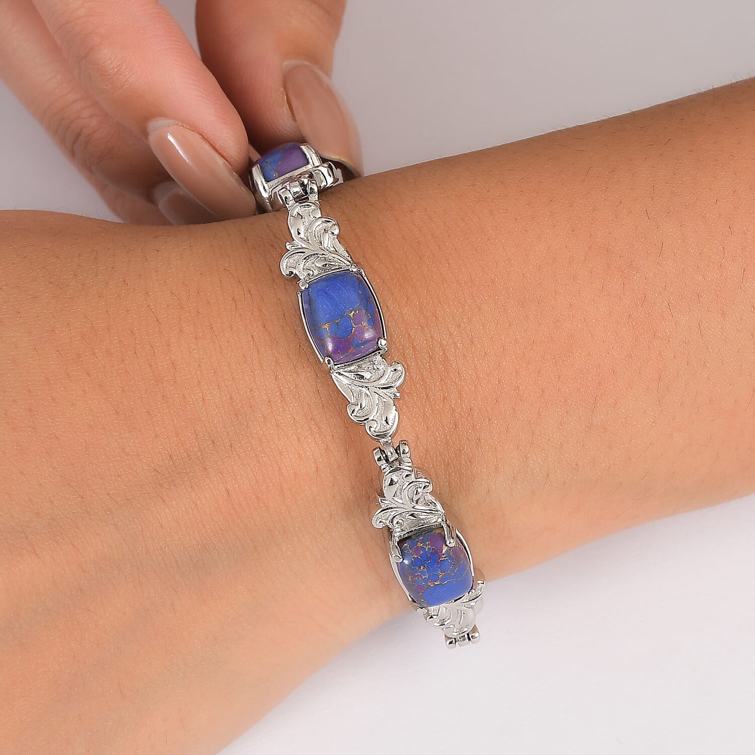 EverTrue Mojave Purple Turquoise 13.90 ctw Bracelet in Stainless Steel (7.00 In)