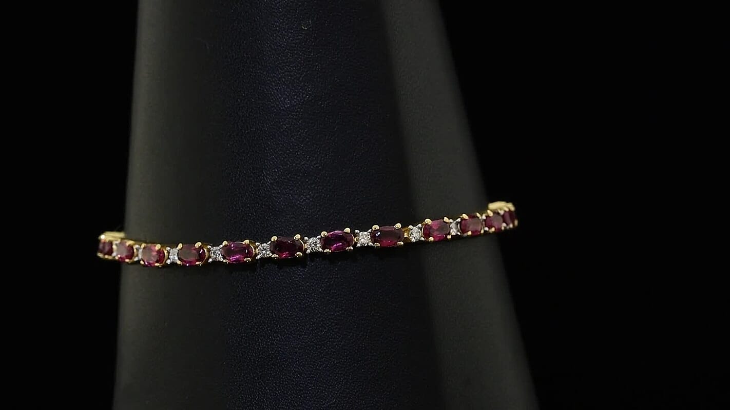 AAA Radiant Ember Garnet, Luxuriant Lab Grown Diamond (G-H, SI) (0.79 cts) Bracelet in 18K Vermeil YG Over Sterling Silver (6.50 In) (7.35 g) 7.65 ctw