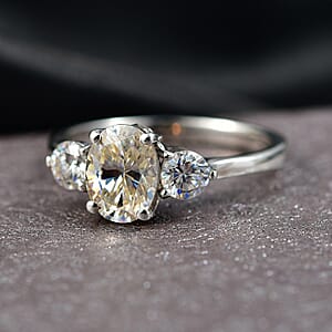 D'Joy Strontium Titanate 2.60 ctw Classic Three Stone Ring in Rhodium Over Sterling Silver (Size 10.0)