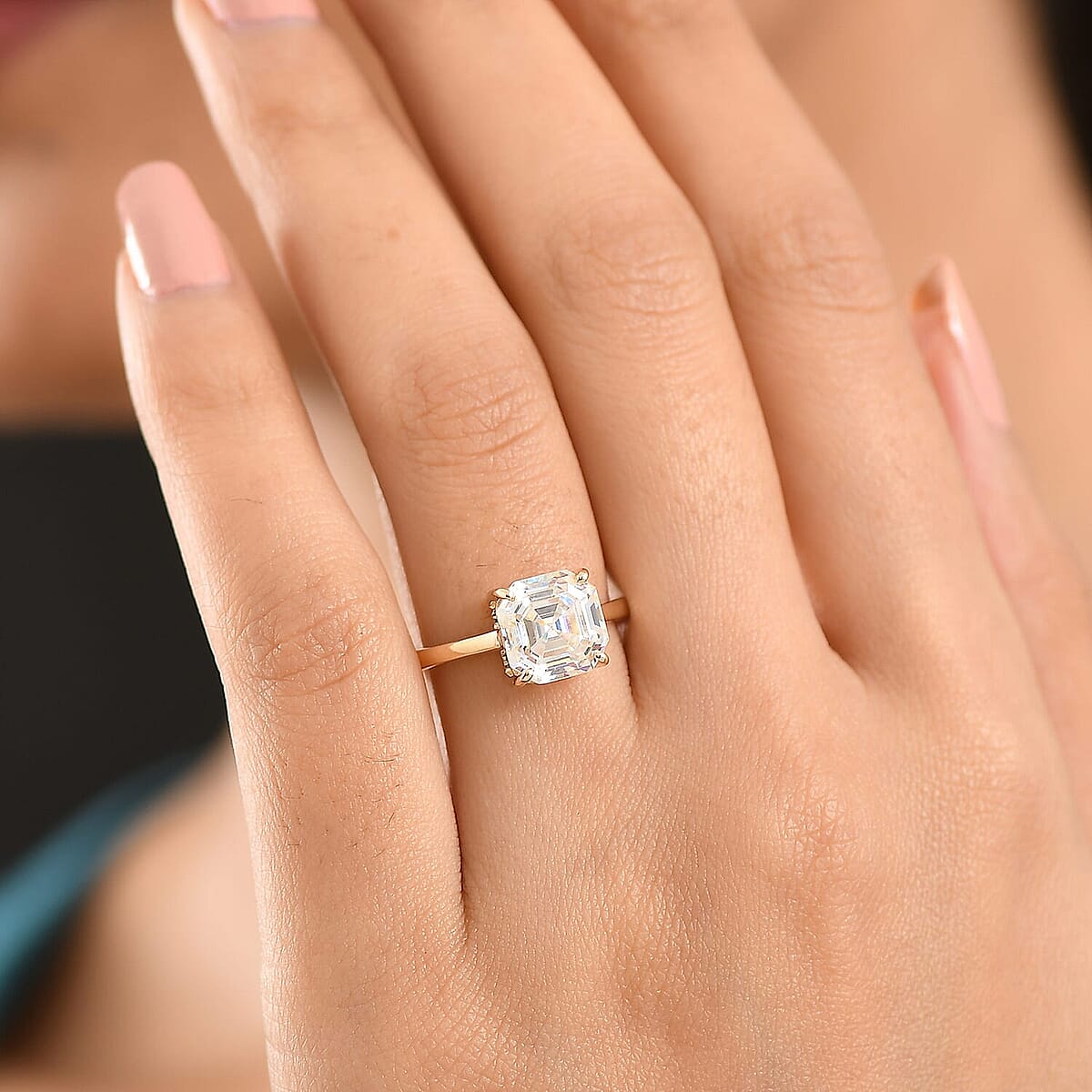 Luxoro Premium Asscher Cut Strontium Titanate 5.40 ctw Golden Prism Ring in 10K Yellow Gold (Size 11.0) image number 2