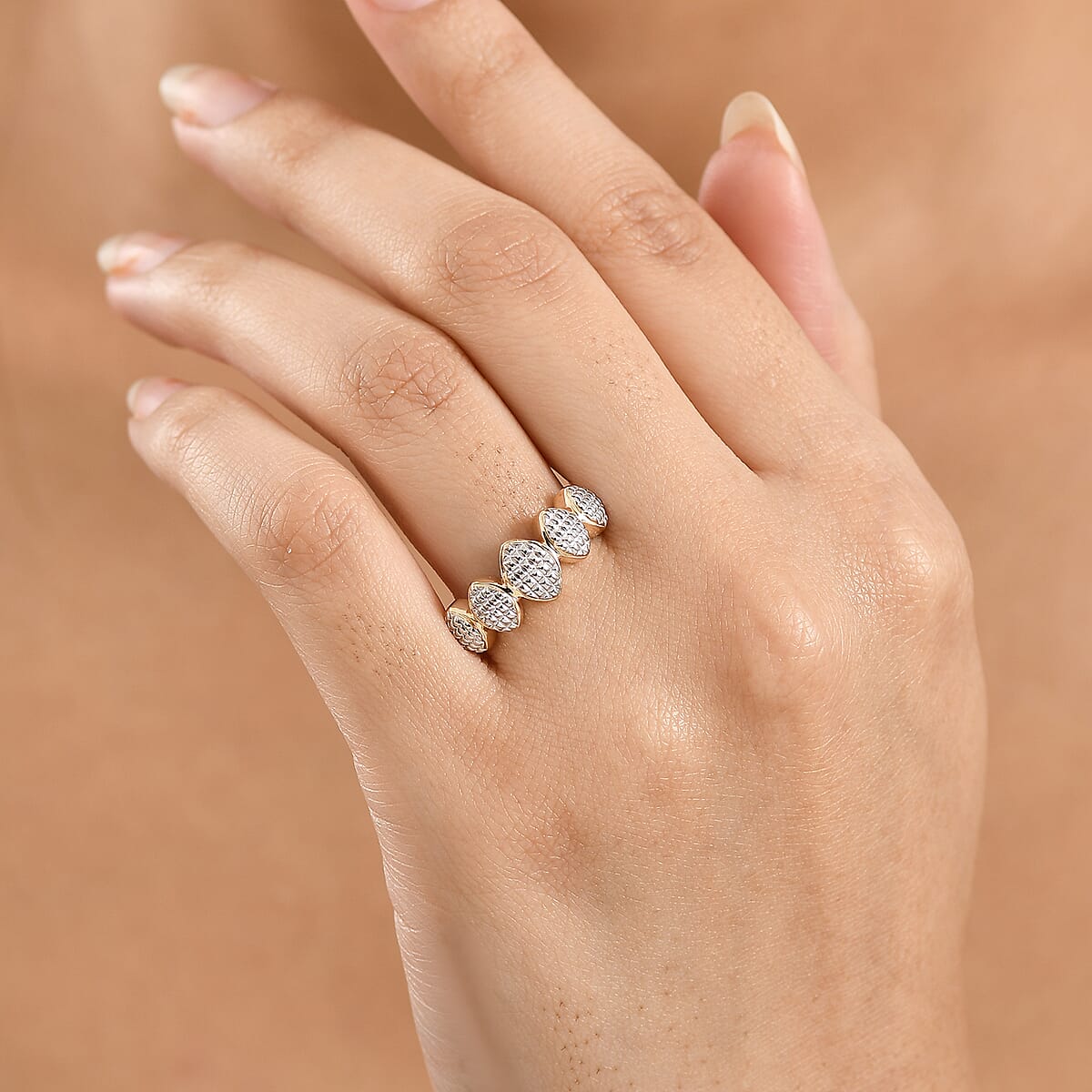 Luxoro Weaving Pattern Ring in 10K Yellow Gold (Size 9.0) 3.70 Grams image number 2