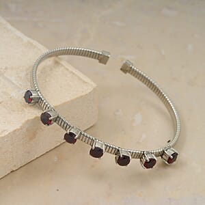 EverTrue Mozambique Garnet 4.25 ctw Cuff Bracelet in Stainless Steel (7.25 In)