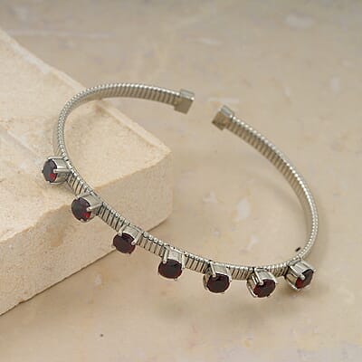 Mozambique Garnet - Product card gallery slide 2 (10178314043705)