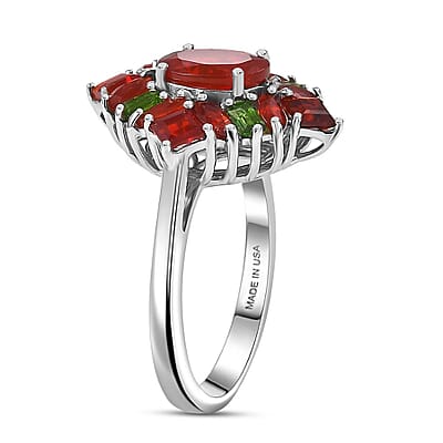 D'Joy Mexican Cherry Fire Opal and Chrome Diopside 2.00 ctw Art Deco Ring in Rhodium Over Sterling Silver (Size 6.0)