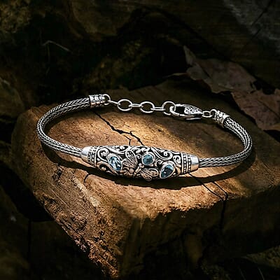 D'Joy Bali Legacy Blue Apatite 0.65 ctw Dragonfly Bracelet in Sterling Silver (6.50-8.0In)