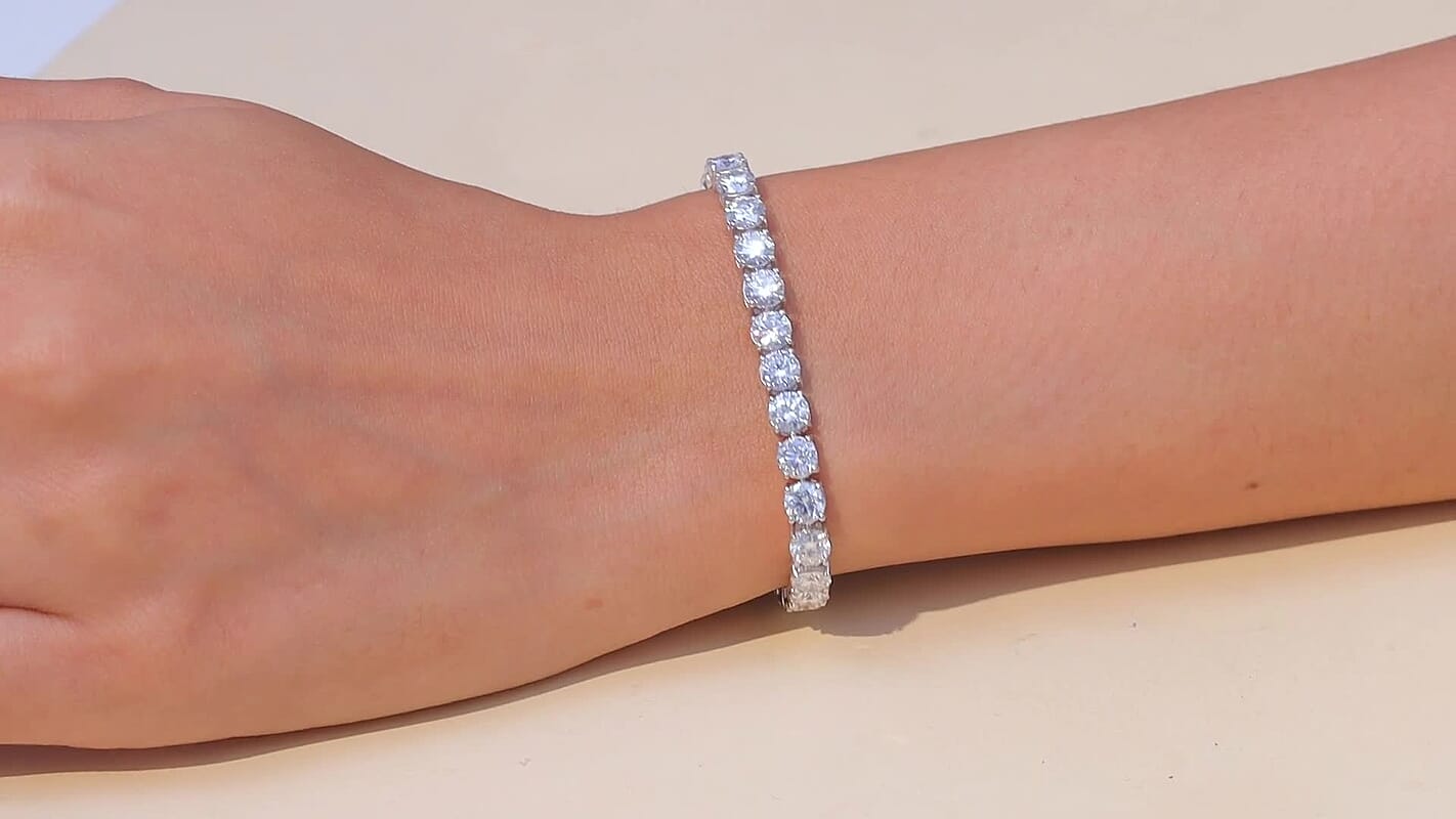 D'Joy Moissanite (Rnd 5mm) Bracelet in Rhodium Over Sterling Silver (7.25 In) 15.70 ctw