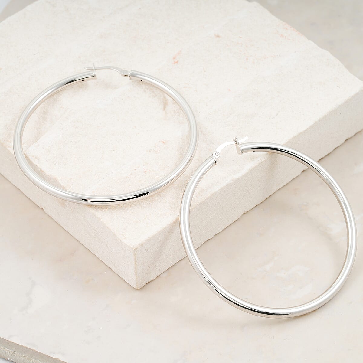 Round Tube Hoop Earrings in Rhodium Over Sterling Silver 8.8 Grams image number 1