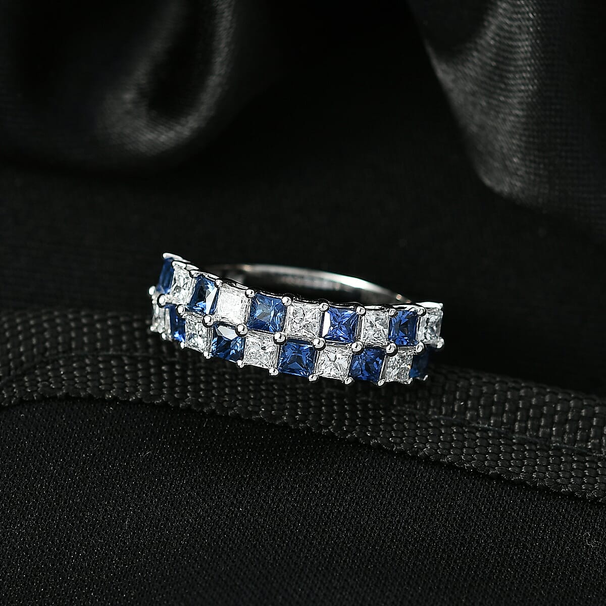 Doorbuster Certified & Appraised AAA Ceylon Sapphire and Luxuriant Diamond G-H SI 2.05 ctw Ring in 10K White Gold (Size 10.0) image number 1