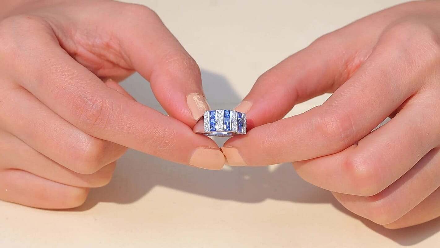 Certified & Appraised 10K White Gold AAA Ceylon Sapphire, Luxuriant Lab Grown Diamond (G-H, SI) Band Ring (Size 10.0) 1.36 ctw
