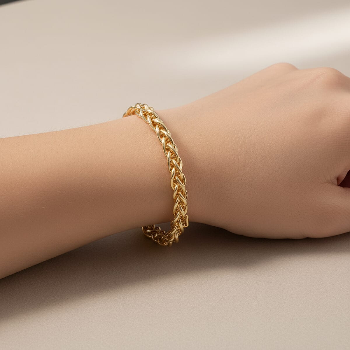 La Bella Italian Wheat Chain Bracelet in 14K Yellow Gold Over Sterling Silver (8.00 In) 14.75 Grams image number 2