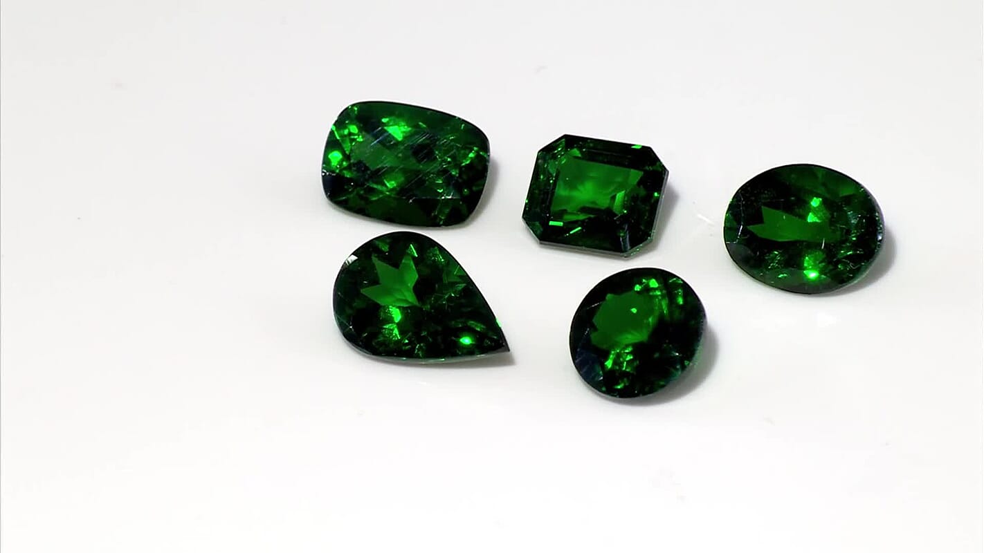 AAAA Mint Tsavorite Garnet (Ovl Free Size) 1.00 ctw