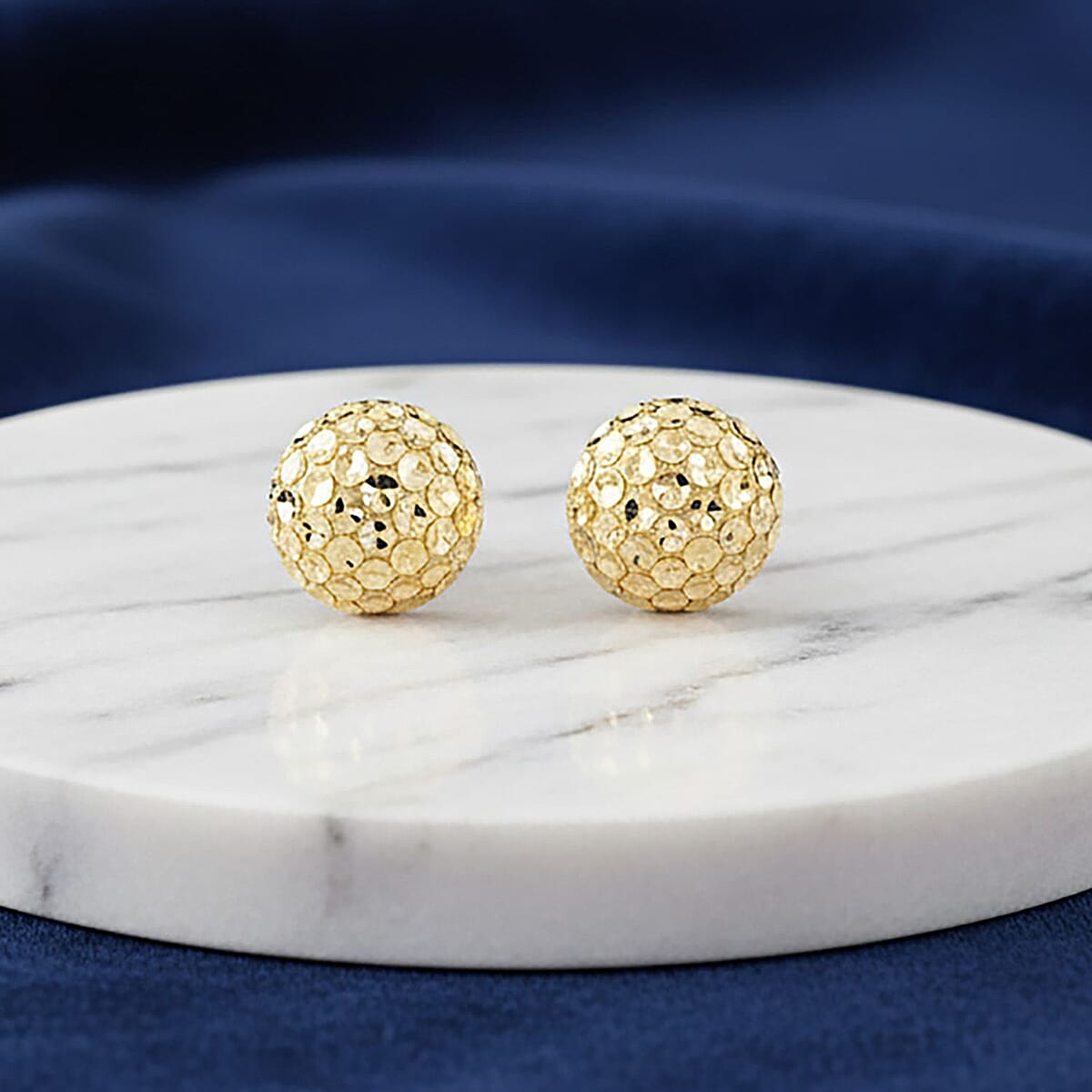 Textured Stud Earrings in 14K Yellow Gold 4.22 Grams image number 1