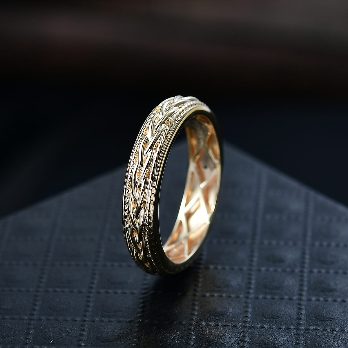 Luxoro Knot Ring in 10K Yellow Gold (Size 9.0) 3.55 Grams image number 1