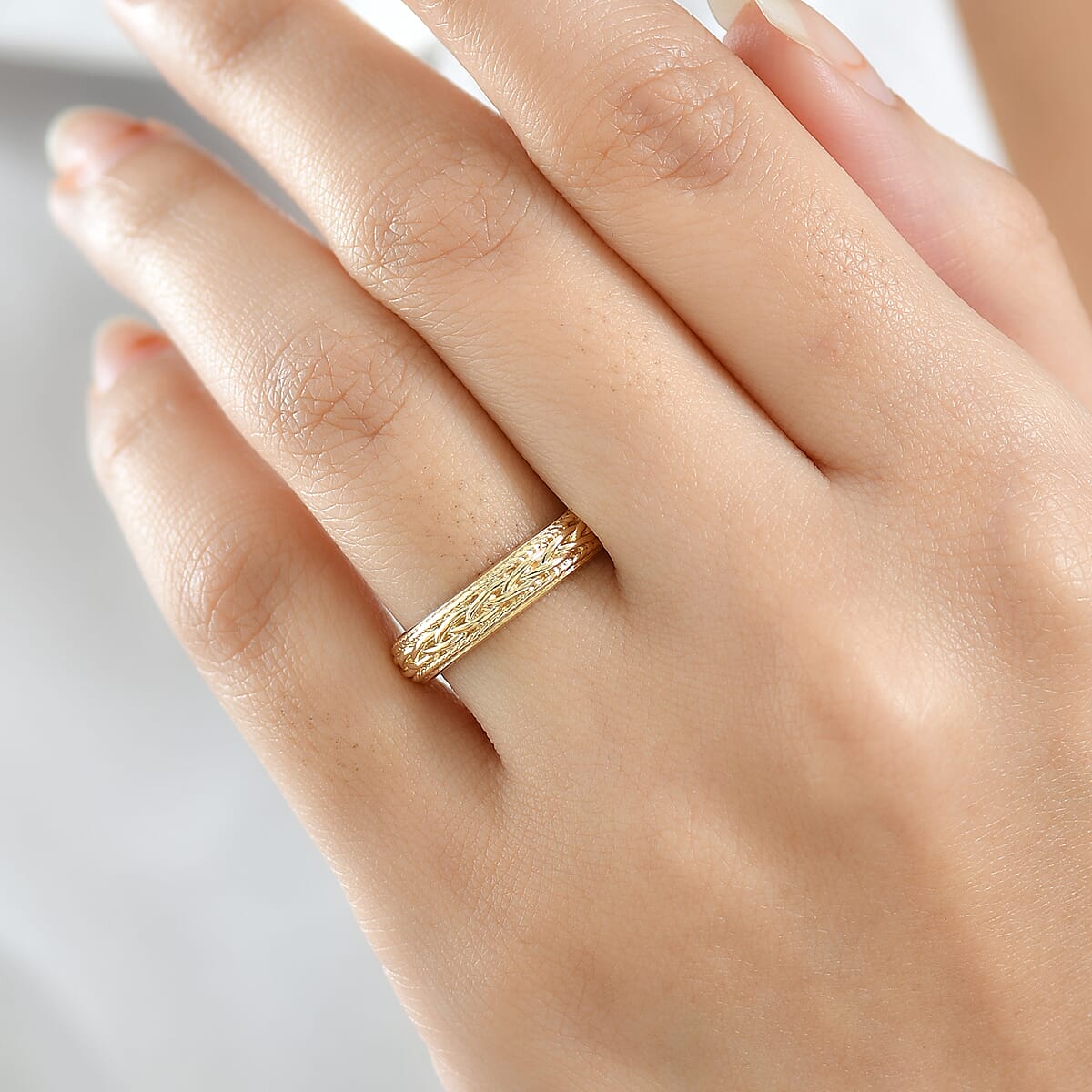 Luxoro Knot Ring in 10K Yellow Gold (Size 9.0) 3.55 Grams image number 2