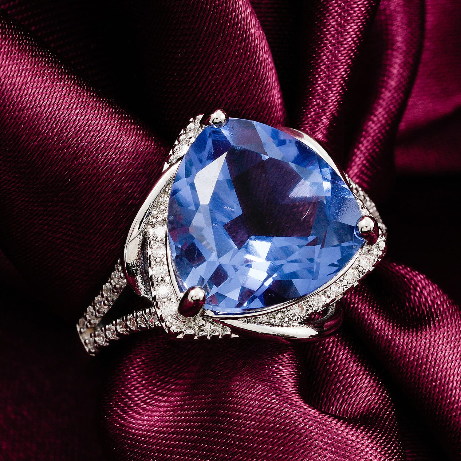 EverTrue Color Change Fluorite (IR) and Moissanite 7.70 ctw Ring in Platinum Bond (Size 7.0)