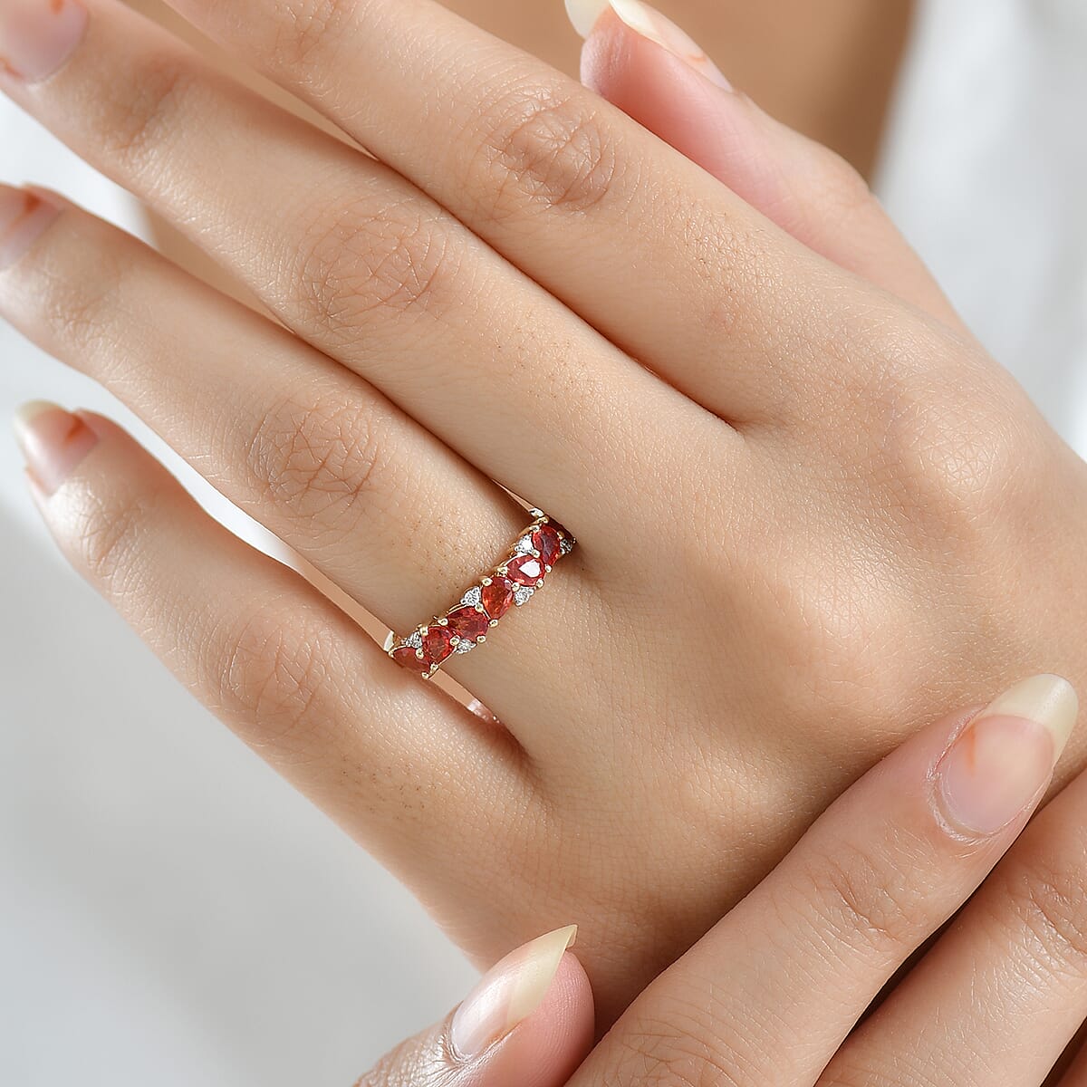 Doorbuster Certified & Appraised 10K AAA Orange Sapphire and Luxuriant Diamond G-H SI 1.50 ctw Ring in Yellow Gold (Size 8.0) image number 2