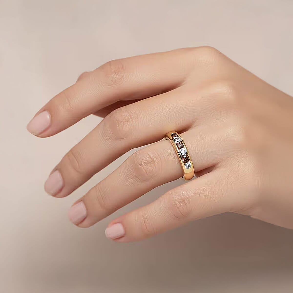 Luxuriant Lab Grown Red Diamond (IR) and Lab Grown Diamond 0.33 ctw Fire & Frost Band Ring in 18K Vermeil Yellow Gold Over Sterling Silver (Size 7.0) image number 1