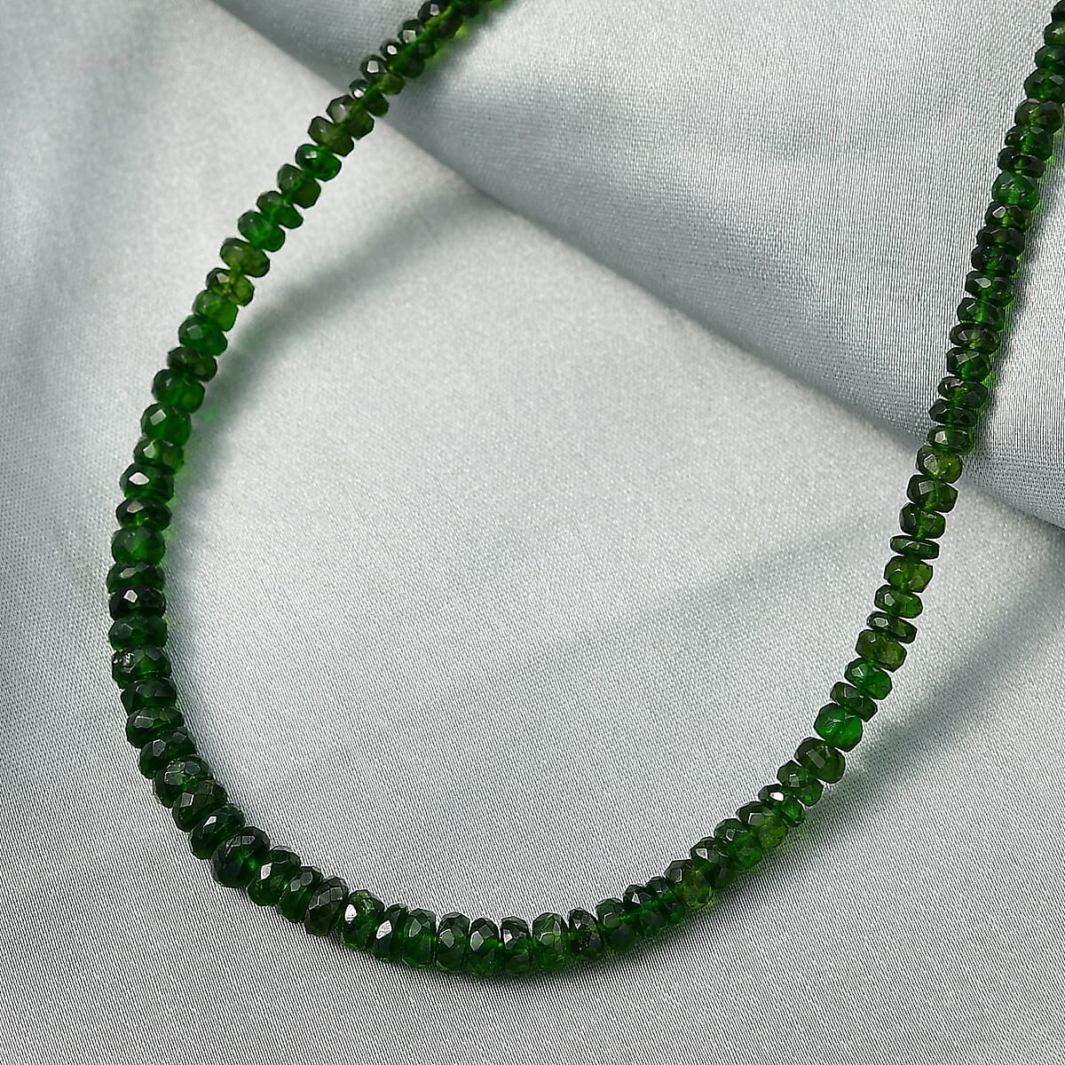 Doorbuster Certified & Appraised Luxoro Premium Chrome Diopside Beaded Graduated 110.00 ctw Necklace 18-20 Inches in 10K Yellow Gold  image number 1