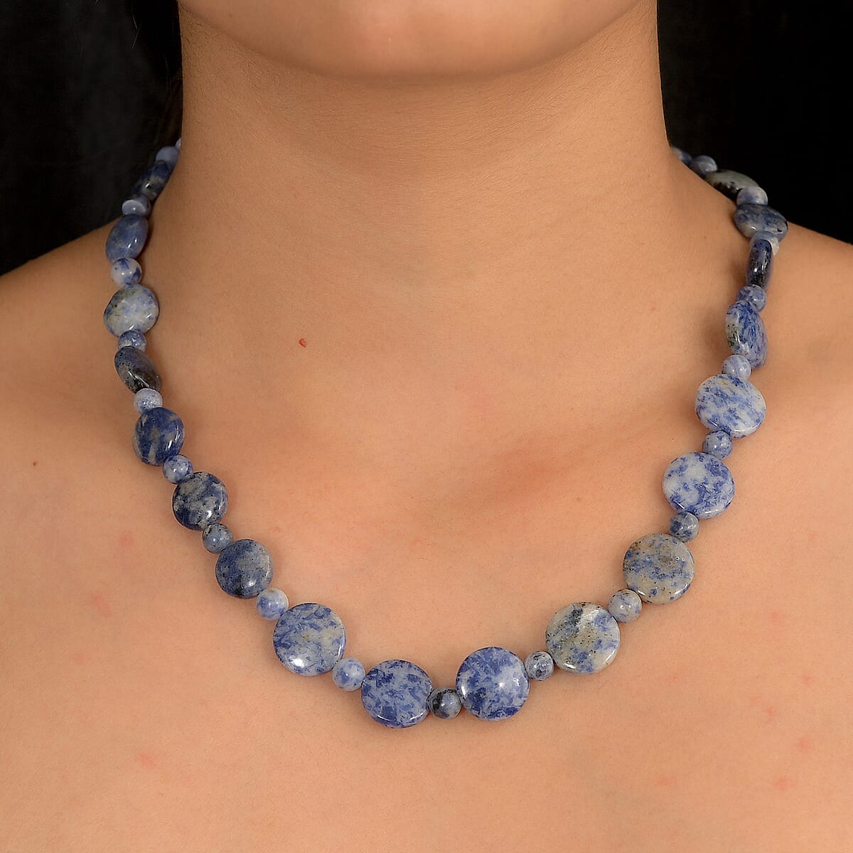 Sodalite 240.00 ctw Beaded Necklace (18 Inches) in Stainless Steel image number 2