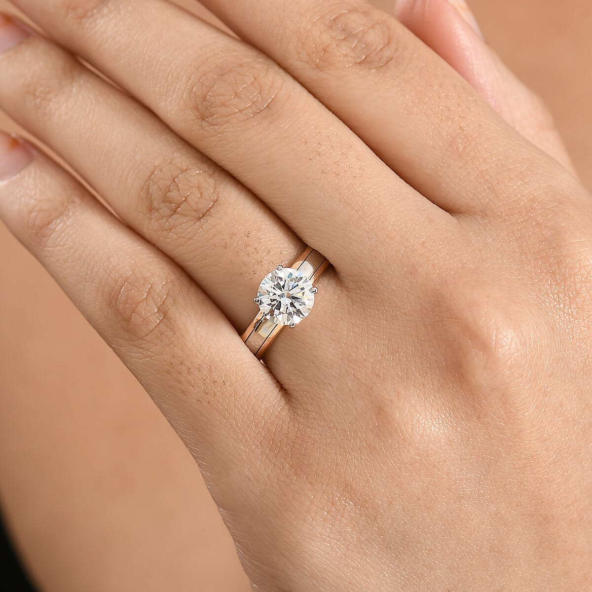 Luxuriant Lab Grown Diamond E-F VS 2.00 ctw Ring in 10K Yellow Gold and 950 Platinum (Size 7.0) 5.80 Grams image number 2